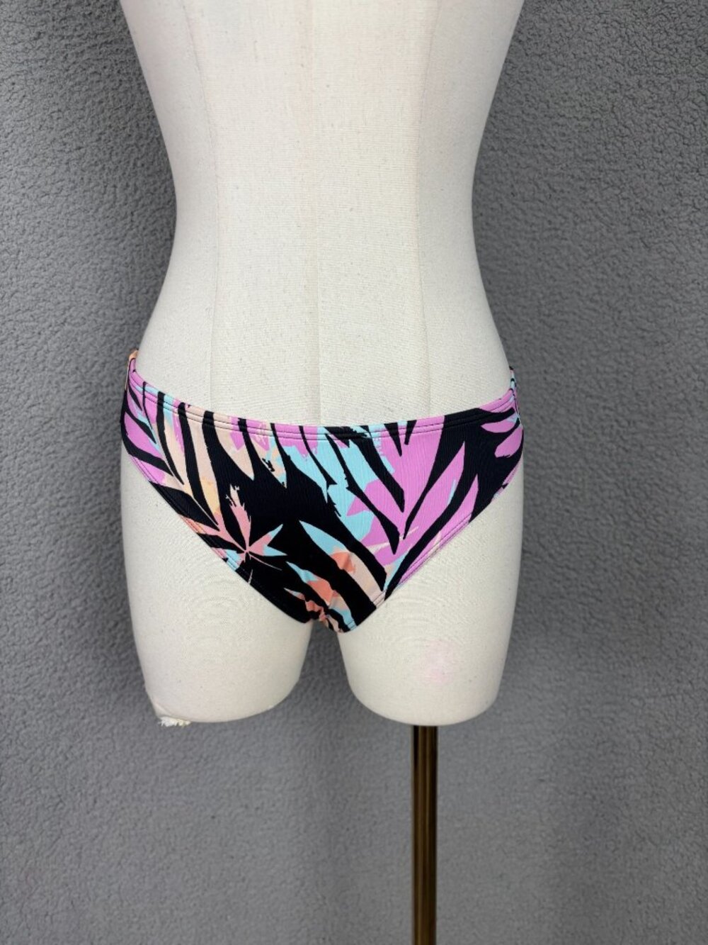 Roxy Women's Tropical Print Hipster Bikini Bottoms Multi  Size Medium NWI.
